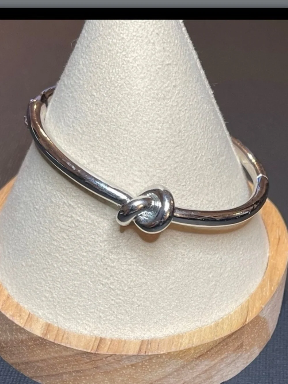 Kate Spade Silver Saliors Knot Hinged Bangle New York - Picture 5 of 5